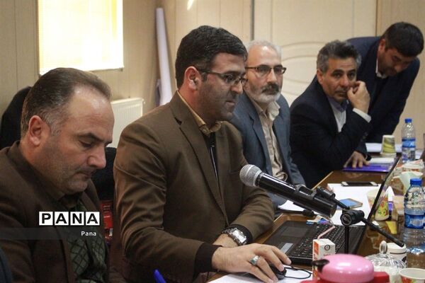 گردهمایی معاونان پرورشی و تربیت‌بدنی آموزش و پرورش آذربایجان‌شرقی در ورزقان