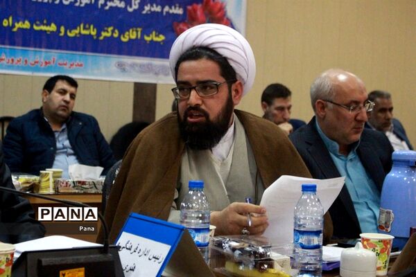 گردهمایی معاونان پرورشی و تربیت‌بدنی آموزش و پرورش آذربایجان‌شرقی در ورزقان