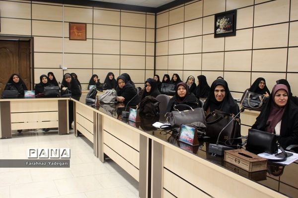 انتخابات مجمع مربیان سازمان دانش‌آموزی ناحیه 2 همدان