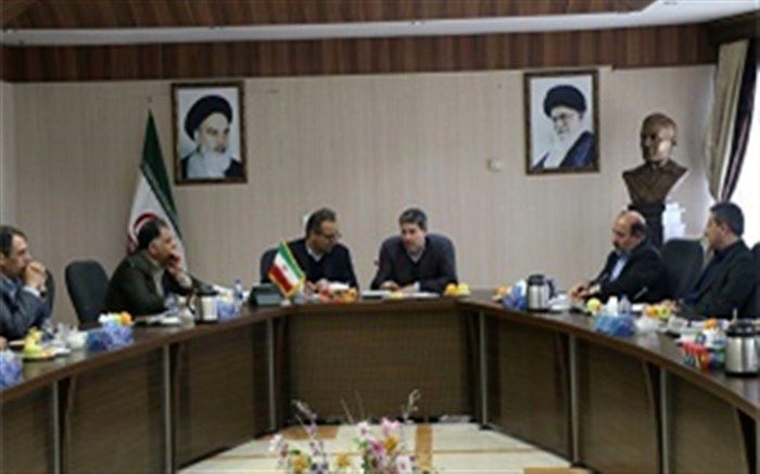 تاکید استاندار آذربایجان غربی بر عملیاتی شدن افزایش حقوق کارکنان قراردادی