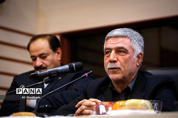 نشست بازخوانی دستاوردهای چهل ساله انقلاب شکوهمند اسلامی در حوزه تربیت بدنی و سلامت وزارت آموزش و پرورش