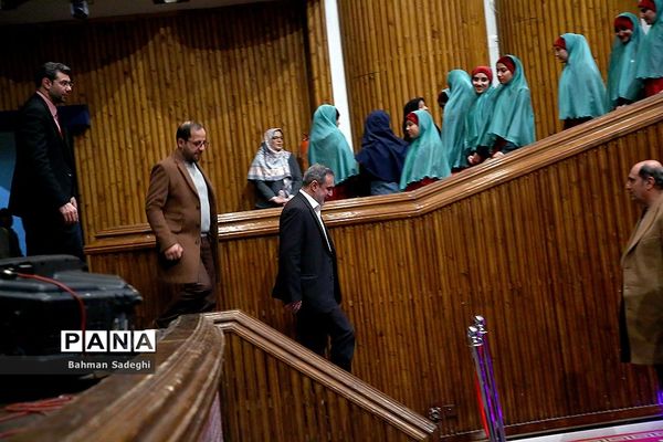 اکران فیلم ضربه فنی با حضور وزیر آموزش و پرورش و مدیران ستادی