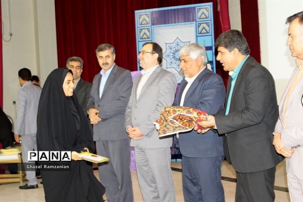 همایش تقدیر از برگزیدگان و فعالان چهارمین جشنواره نوجوان خوارزمی استان بوشهر-2