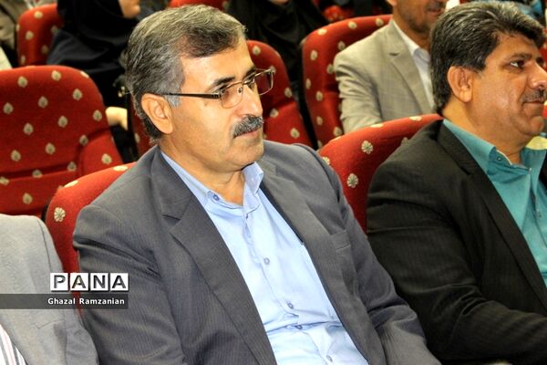 همایش تقدیر از برگزیدگان و فعالان چهارمین جشنواره نوجوان خوارزمی استان بوشهر-2