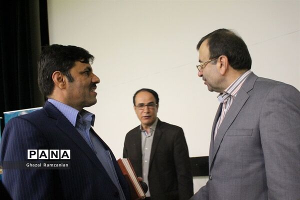 گردهمایی کارشناسان و مدیران مدارس متوسطه نظری استان بوشهر