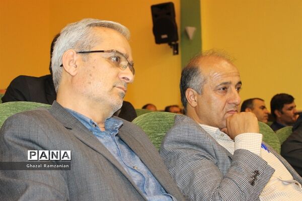 گردهمایی کارشناسان و مدیران مدارس متوسطه نظری استان بوشهر