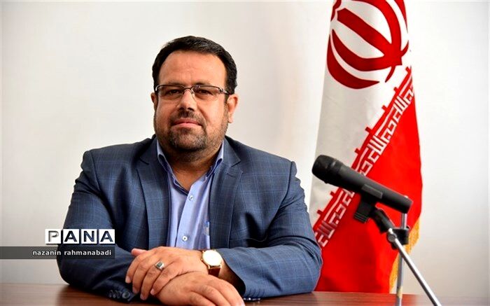 معاون توسعه مدیریت و پشتیبانی آموزش و پرورش:افزایش فوق‌العاده منطقه عملیاتی فرهنگیان شاغل اسلام‌آباد غرب، دالاهو، روانسر، گهواره و حمیل برقرار شد