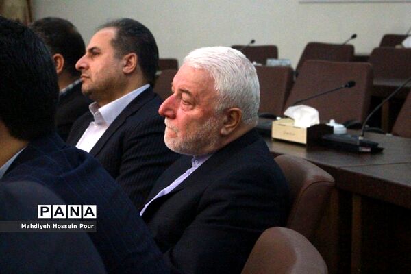 هشتمین جلسه شورای آموزش و پرورش استان با حضور استاندار آذربایجان شرقی