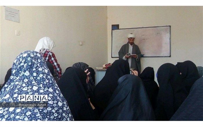 برگزاری کارگاه تربیت فرزند درروستای فجرآبادشیروان