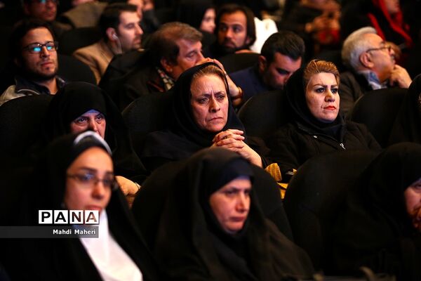 جشن پایش سلامت 17000 کارگر خدمات شهری و آغاز چکاپ سلامت کارمندان شهرداری