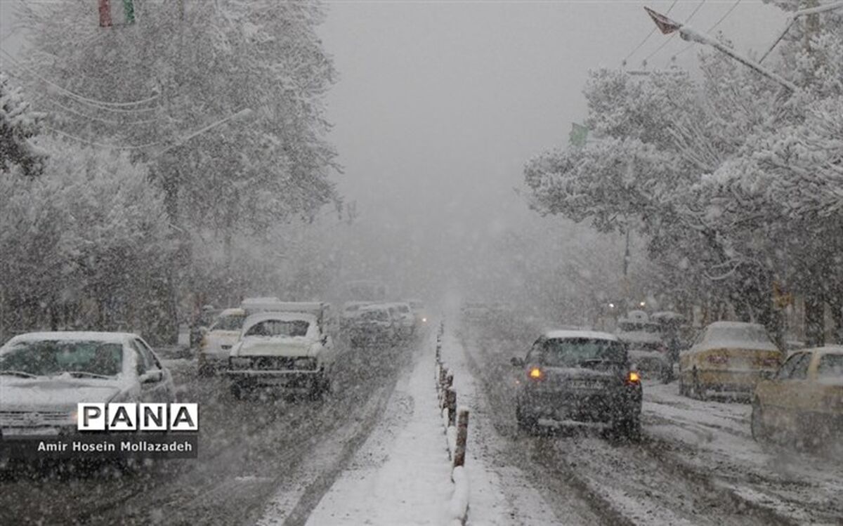 انسداد ۸ محور به دلیل بارش برف و یخبندان