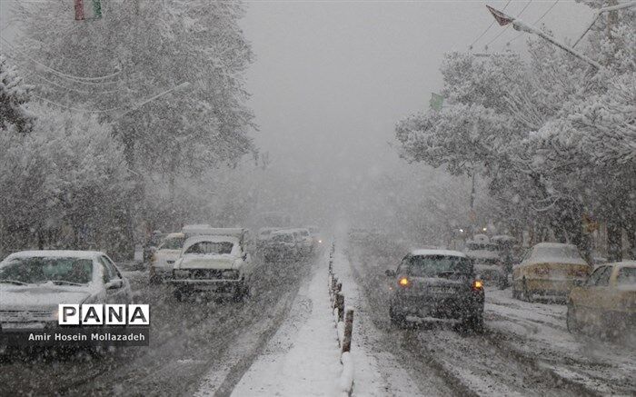 انسداد ۸ محور به دلیل بارش برف و یخبندان