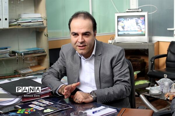نشست مشترک کارکنان حوزه روابط عمومی آموزش و پرورش استان بوشهر با سازمان دانش‌آموزی