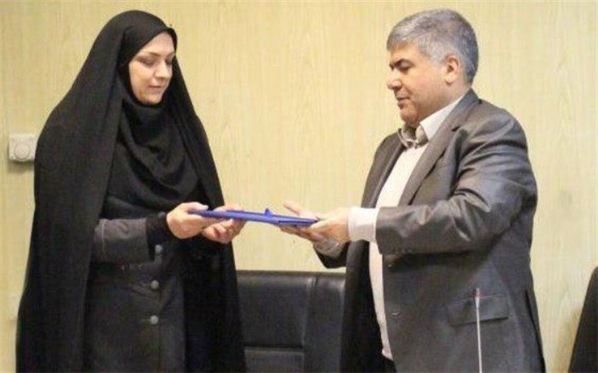 سکان هدایت بخشداری مرکزی اسلامشهر به بانوان رسید