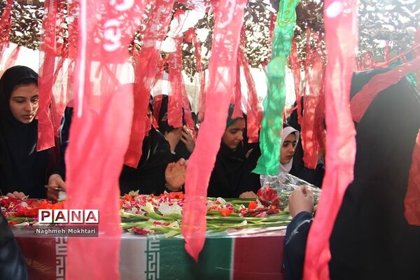 تشییع پیکر مطهر شهید گمنام در مدارس شهرری