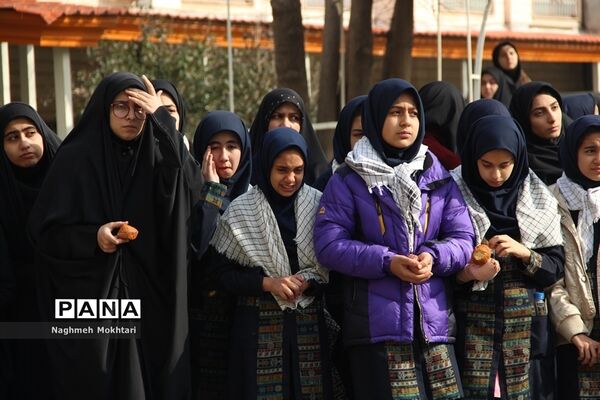 تشییع پیکر مطهر شهید گمنام در مدارس شهرری