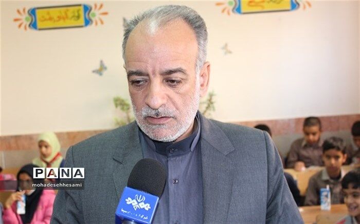 مدیر کل آموزش و پرورش خراسان جنوبی  : برخورداری 9هزار و 500 دانش آموزن محروم از شیر رایگان
