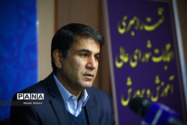 بازدید قائم‌ مقام وزیرآموزش و پرورش از ستاد برگزاری انتخابات تعیین نمایندگان فرهنگیان