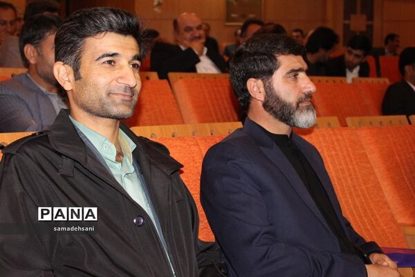 همایش تجلیل از شوراهای برتر آموزش و پرورش کهگیلویه و بویراحمد