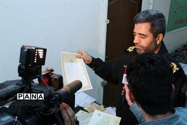 انهدام  باند جعل اسناد دولتی و مسافرتی