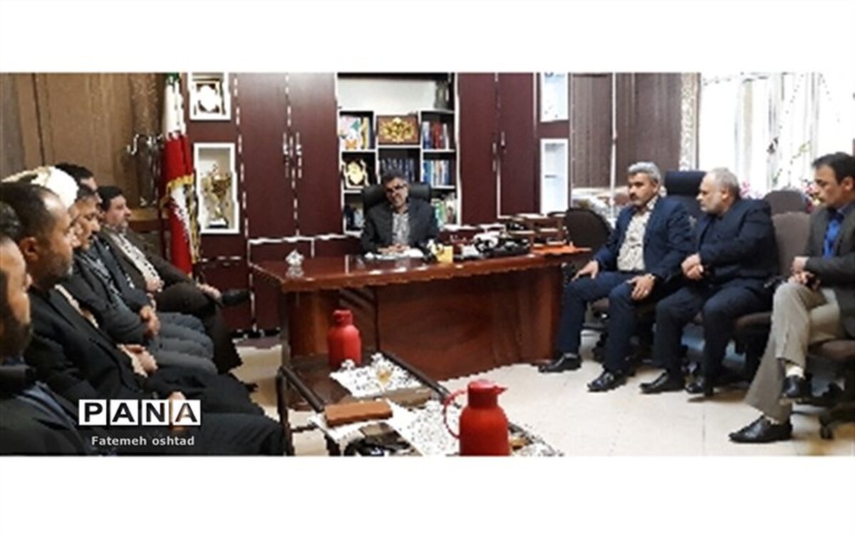 جلسه نکوداشت چهلمین سالگرد پیروزی انقلاب  درآموزش و پرورش  مسجدسلیمان