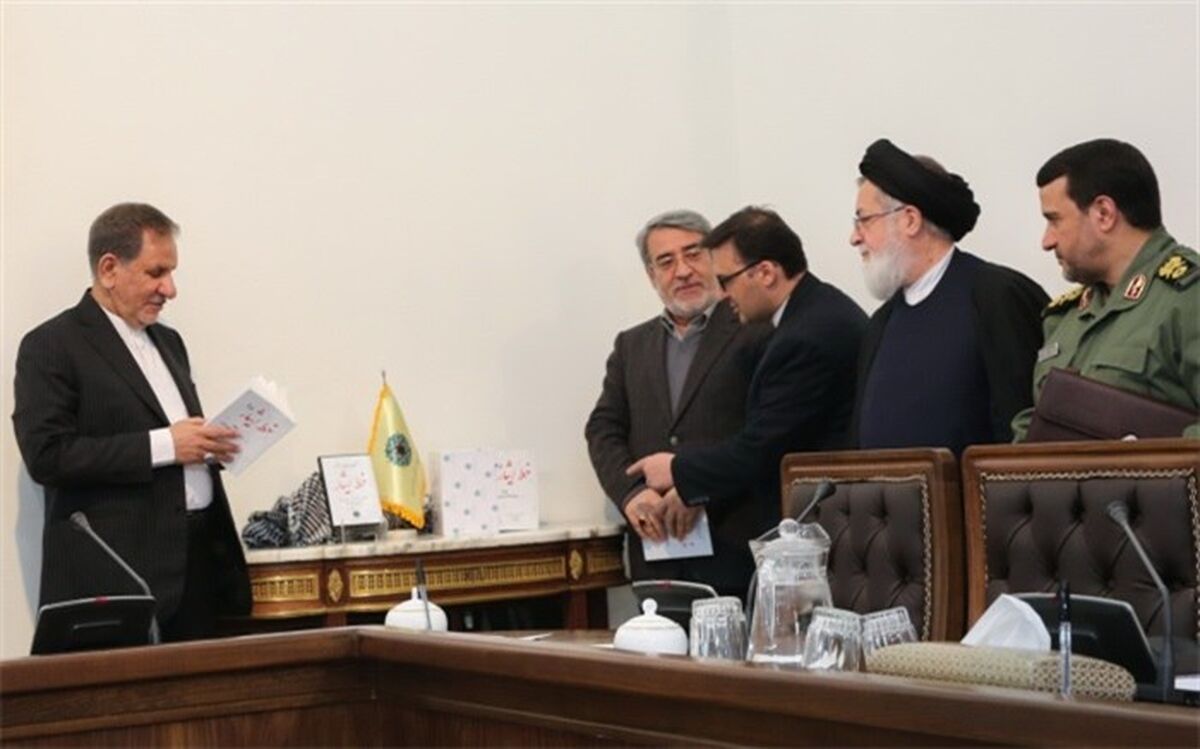 جهانگیری: فرهنگ ایثار و شهادت، کشور را از بحران‌ها و تنگنا‌ها نجات داده است