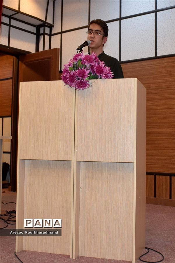 برگزاری کارسوق ویتامین B (مسابقه گروهی زیست شناسی) ویژه مدارس سمپاد