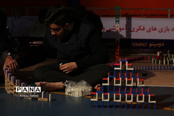 رقابت بیش از ۴۰ تیم دومینوتاپلینگ گروه پسران در چهارمین دوره از المپیاد بازی‌های فکری سرگرمی در فارس