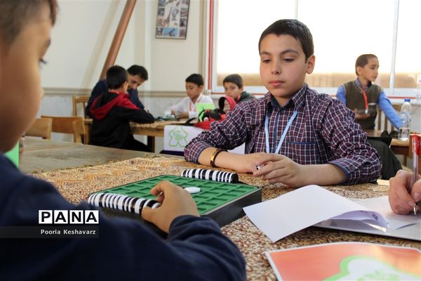 دومین روز مسابقات بازی های فکری در شیراز