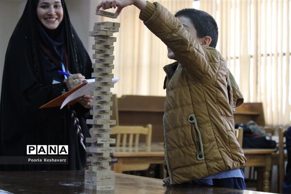 دومین روز مسابقات بازی های فکری در شیراز