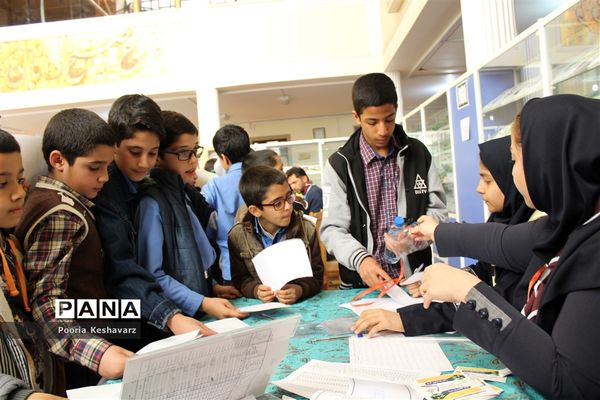 مسابقات بازی های فکری دانش‌آموزان پسر در فارس