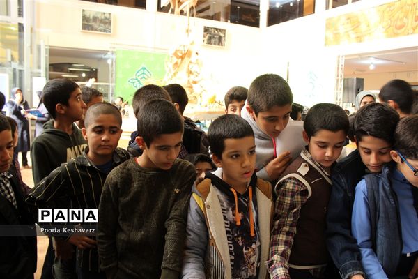 مسابقات بازی های فکری دانش‌آموزان پسر در فارس