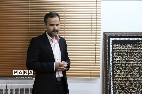 بازدید دانش‌آموزان پسرتشکیلات پیشتازان از سازمان بیمه تامین اجتماعی بیرجند