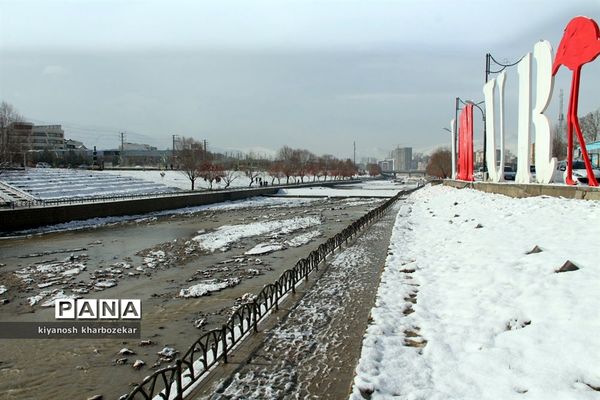 یک روز برفی در پارک گللر باغی ارومیه