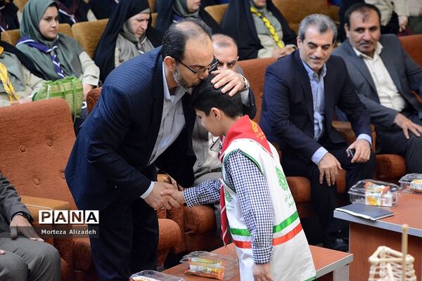 گردهمایی مربیان پیشتاز سازمان دانش‌آموزی خوزستان بمناسبت چلمین سالگردپیروزی انقلاب اسلامی اهواز-2