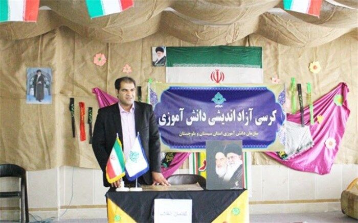 کرسی آزاد اندیشی با موضوع تبیین گفتمان انقلاب اسلامی برگزار شد