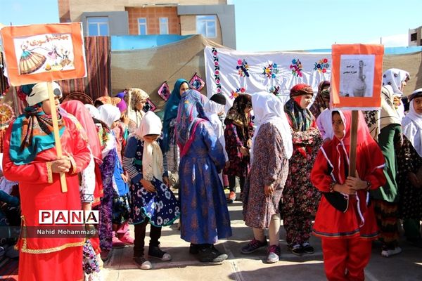 جشنواره خاوران شناسی درآموزشگاه دکتر غفرانی شهرستان بیرجند