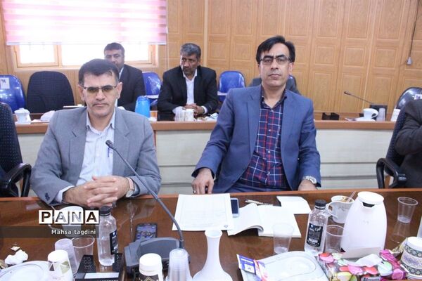 نشست مشترک روسا و معاونان آموزش و پرورش و سازمان دانش‌آموزی استان بوشهر