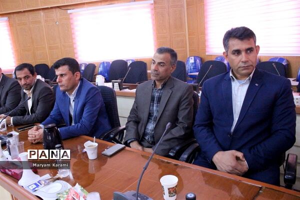 نشست مشترک روسا و معاونان آموزش و پرورش و سازمان دانش‌آموزی استان بوشهر