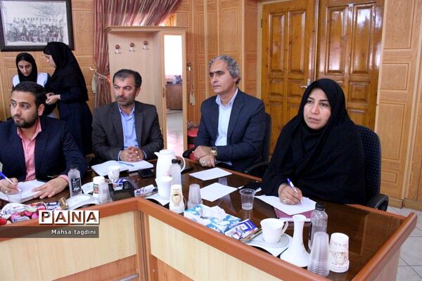 نشست مشترک روسا و معاونان آموزش و پرورش و سازمان دانش‌آموزی استان بوشهر