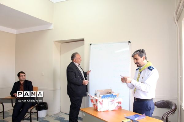 انتخابات مجامع اعضاء و مربیان پیشتاز استان همدان