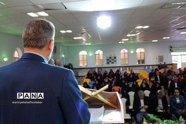 افتتاحیه گردهمایی مدیران وسرپرستان مدارس استان خراسان جنوبی
