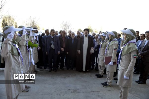 افتتاح کانون فرهنگی، تربیتی دانش‌آموزی امام خمینی (ره) در حرم امام راحل