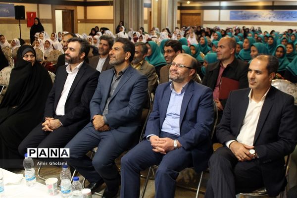 افتتاح کانون فرهنگی، تربیتی دانش‌آموزی امام خمینی (ره) در حرم امام راحل