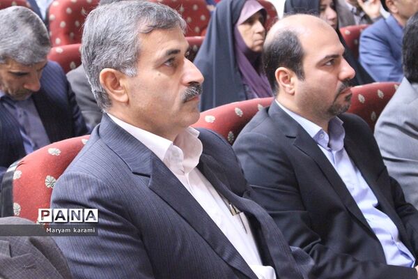 همایش تجلیل از طلایه‌داران فرهنگی در عرصه خیر و احسان در بوشهر-1