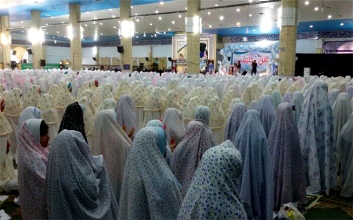 2هزار دانش آموز دختر شهرستان زابل، رسیدن به سن تکلیفشان را جشن گرفتند