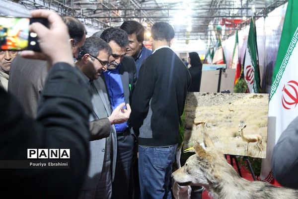 افتتاح نمایشگاه دستاوردهای چهل ساله انقلاب در بیرجند