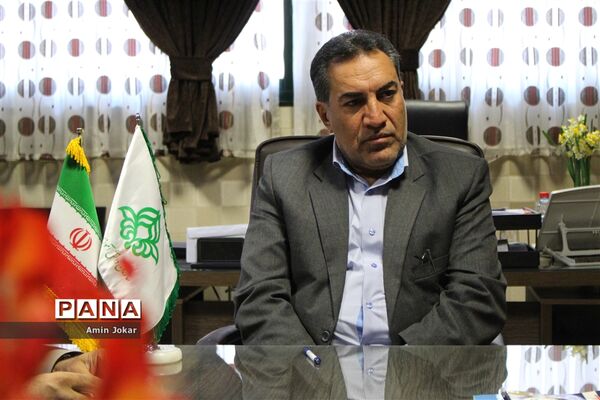 دیدار فصلی نمایندگان نهمین دوره مجلس دانش‌آموزی فارس با مدیرکل آموزش و پرورش