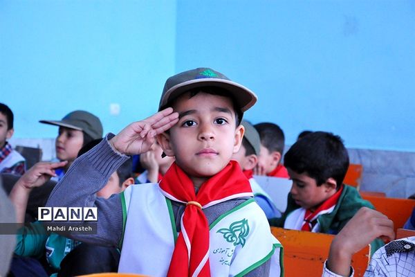 کارگاه آموزشی  مهارتی، یاورمربیان پیشتاز پسر سازمان دانش‌آموزی شهرستان بیرجند