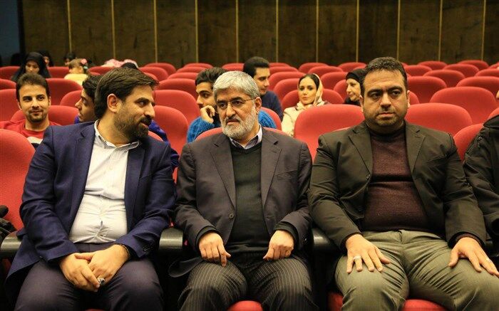 نایب رئیس مجلس: نوادگان آیت الله مطهری محدودیتی در سینما ندارند